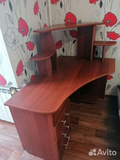 Компьютерный стол б/у