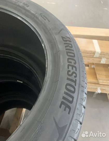 Bridgestone Potenza Sport 285/40 R21 109Y