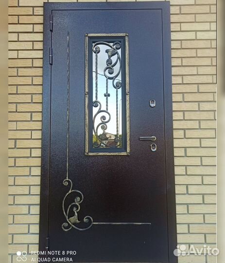 Входная дверь