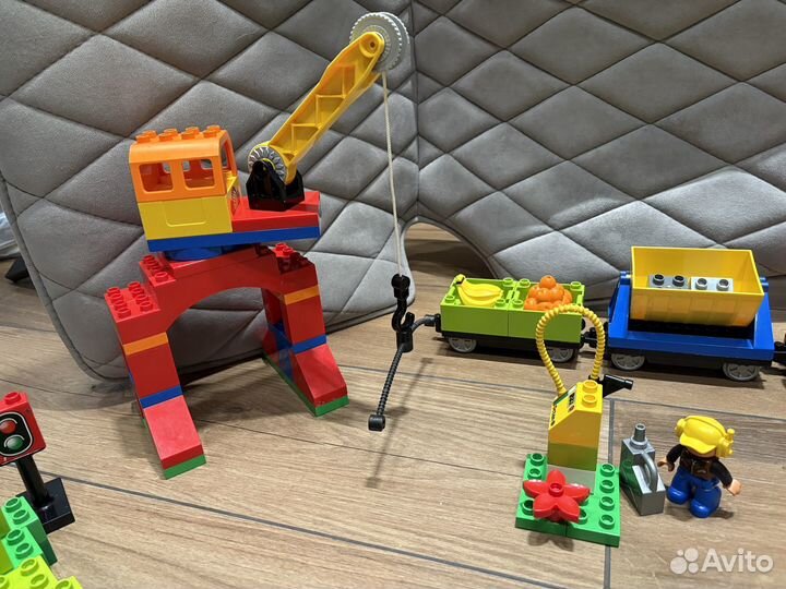 Lego duplo железная дорога 10508
