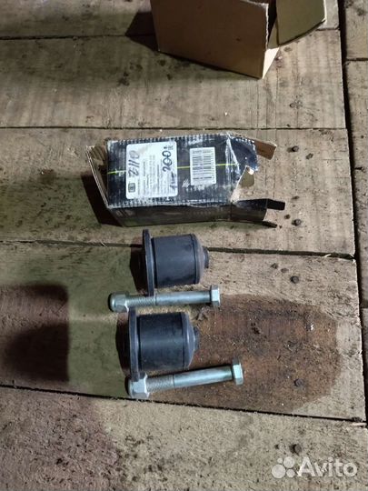 Сайлентблоки ваз 2110