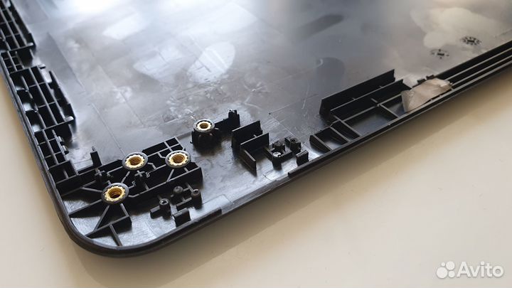 Б/у Крышка матрицы Asus D540 нет 2 заглушек