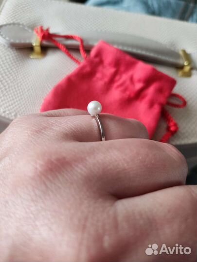 Серебряное кольцо 925 с натуральным жемчугом 18.5