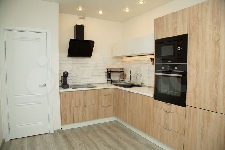 2-к. квартира, 56 м², 2/8 эт.