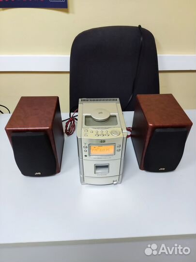 Мини музыкальный центр JVC UX-T300