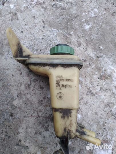 Бачок гидроусилителя audi