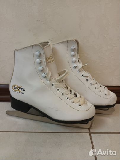 Коньки фигурные детские 32р