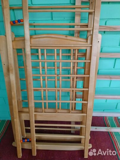 Кроватка детская