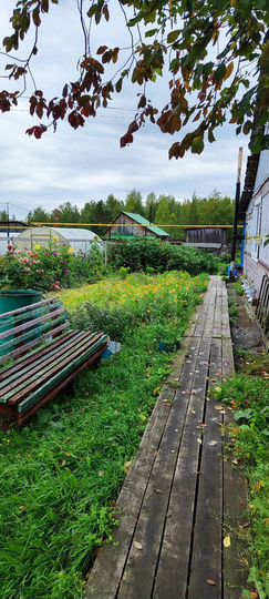 Дом 98,5 м² на участке 10,07 га