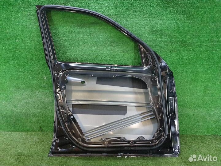 Дверь передняя левая Mercedes-Benz M-Class