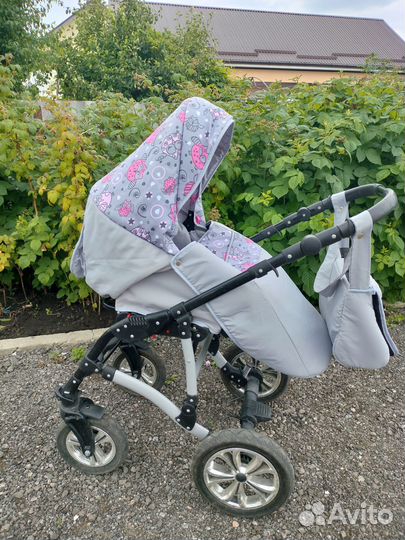 Продам коляску 2 в 1