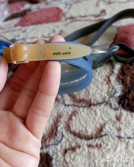 Очки для плавания