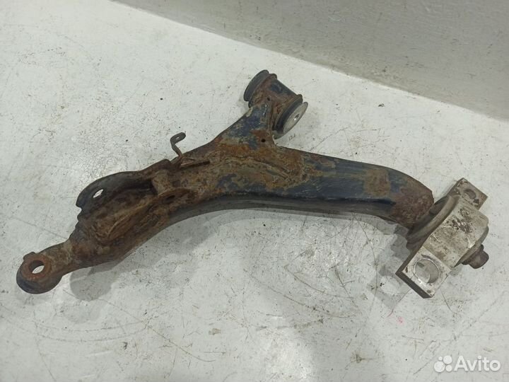 Рычаг передний левый нижний Lexus IS 2
