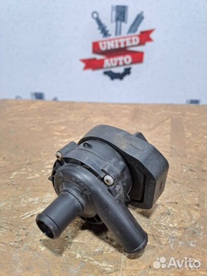 Помпа Mercedes Benz E Class W211 2.2CDI 2005