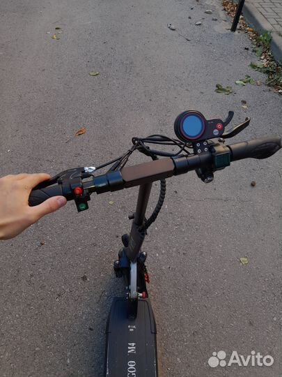 Электросамокат kugoo m4
