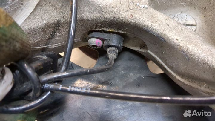 Ступица (кулак, цапфа) левая передняя Chevrolet Equinox 2017, 2021