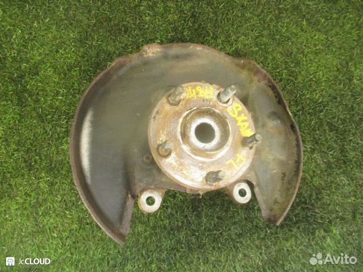 Ступица на toyota RAV4 SXA10G 3S-FE