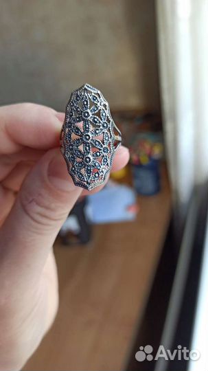 Серебряное кольцо женское