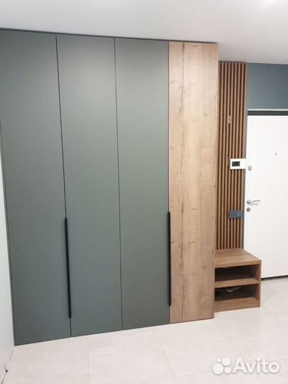 Шкаф в прихожую от производителя