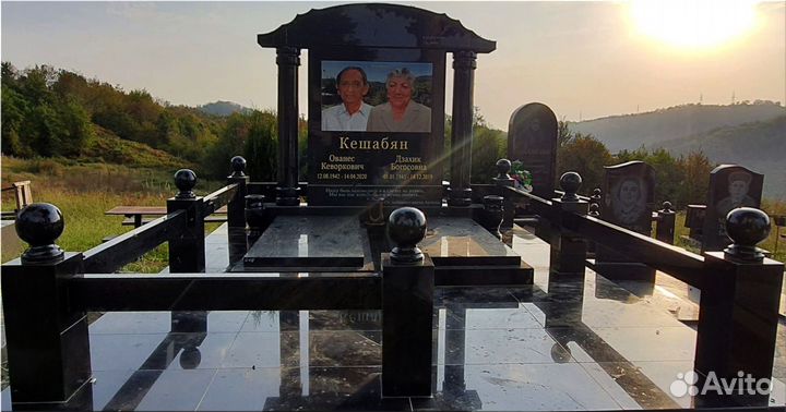 Памятники / памятники из гранита