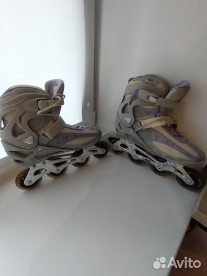 Роликовые коньки