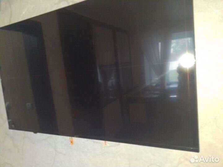 Продам тв на запчасти