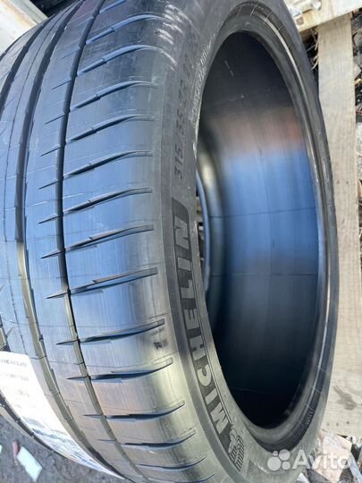 Michelin Pilot Sport 4 SUV 285/40 R22 и 315/35 R22