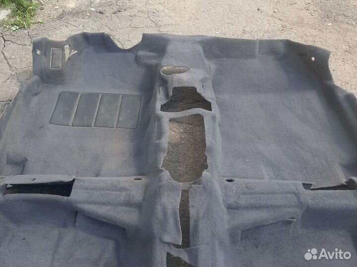 Ковёр Nissan Primera P12