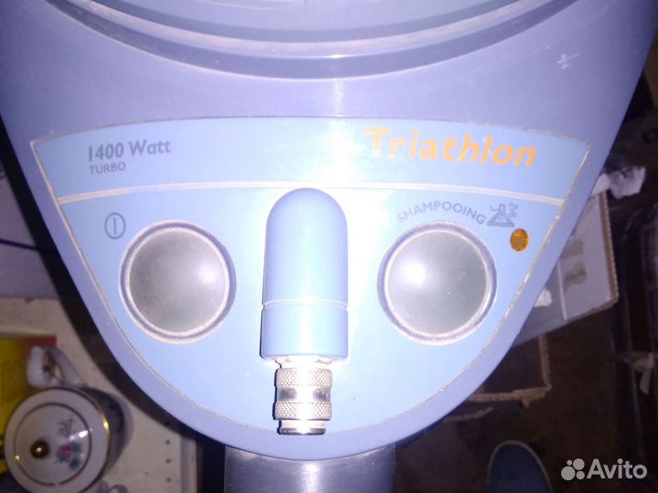 Моющий пылесос Philips Triathlon 1400W