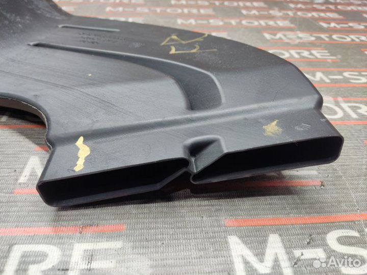 Воздуховод печки передний правый Mercedes-Benz