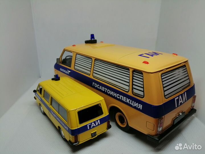 Модель раф-22038 «милиция» «Госавтоинспекция» 1:24