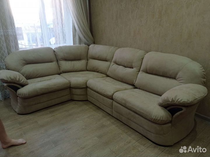 Перетяжка мягкой мебели