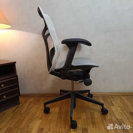 Herman Miller Mirra 2 Made in U.K. кресло компьюте