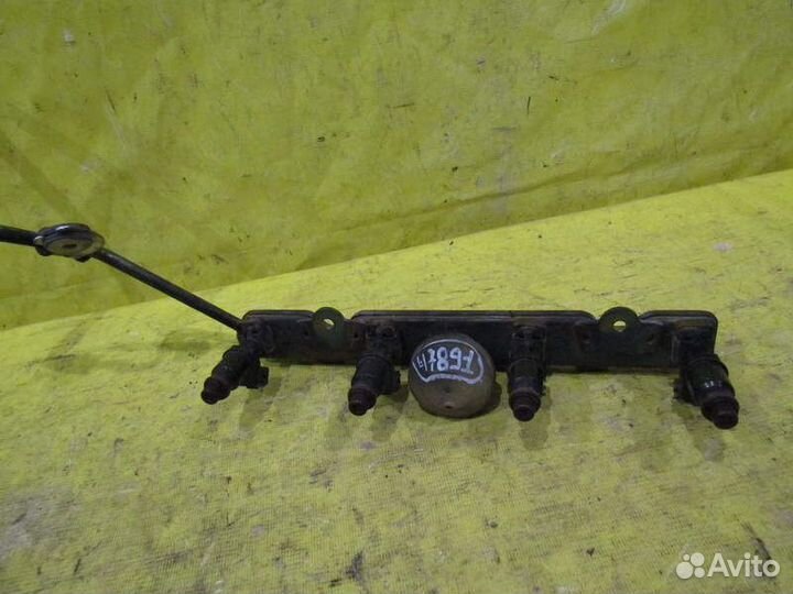 Топливная рампа Honda Fit 01-08г 47891