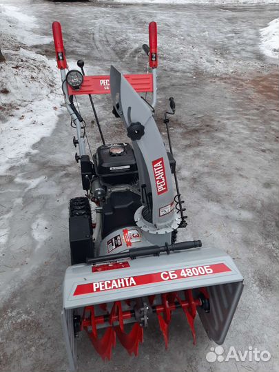 Снегоуборщик бензиновый бу