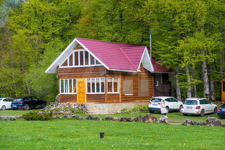 Коттедж 120 м² на участке 10 га