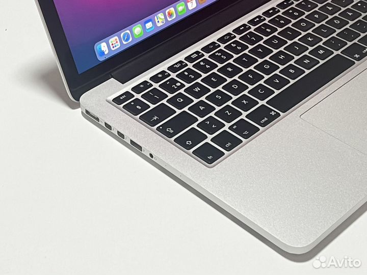 Apple MacBook Pro 13-inch (2014) i5 / 8 / 256