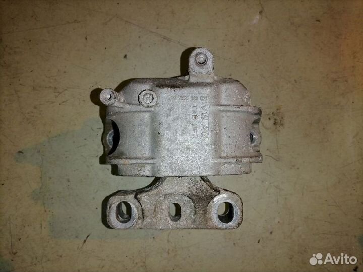 Опора двигателя (подушка двс) правая 1K0199262AR V