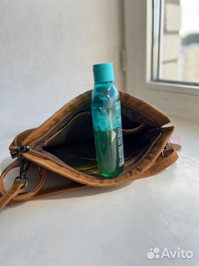 Продается сумка кроссбоди-клатч