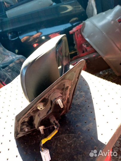 Зеркало на mitsubishi lancer 10 правое