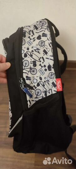 Рюкзак школьный