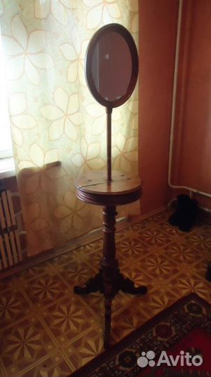 Продаю туалетный столик