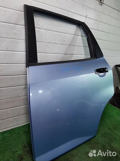 Дверь задняя левая Honda Jazz 2004