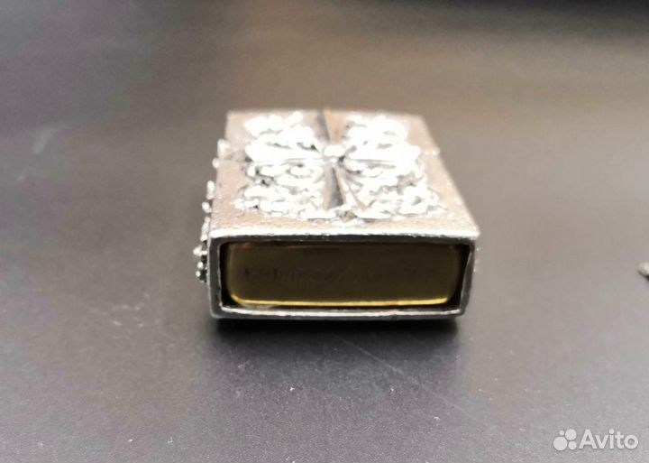 Зажигалка бензиновая 