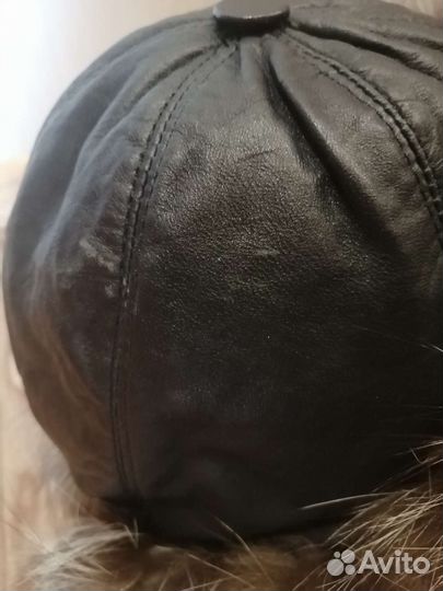 Шапка ушанка кожаная с песцом