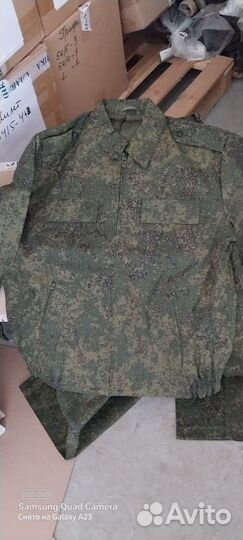 Продам камуфляжный костюм