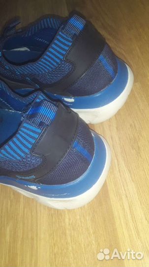 Кроссовки 39размер