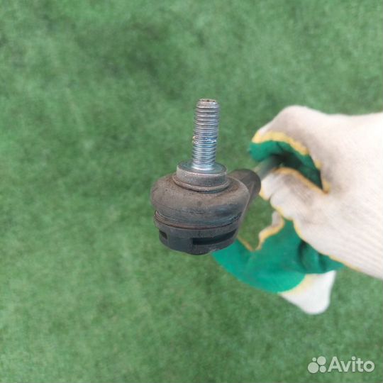 Стойка стабилизатора передняя правая Bmw 320I F30