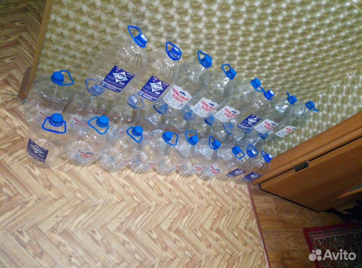 Бутылки пластиковые 5Л