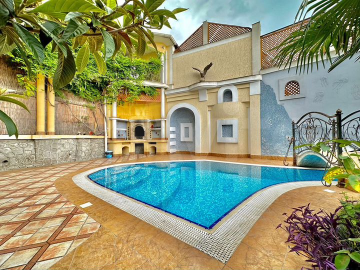 Дом 520 м² на участке 8 сот.